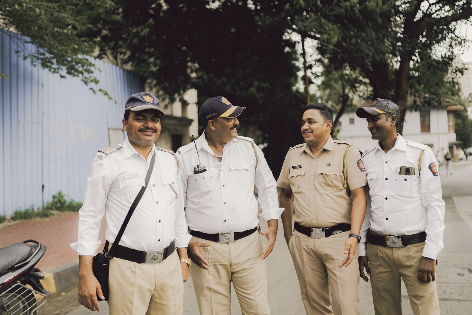 वाशिममध्ये पोलिसांच्या कोम्बिंग ऑपरेशनमध्ये ७ फरार आरोपी जेरबंद, शस्त्रे जप्त