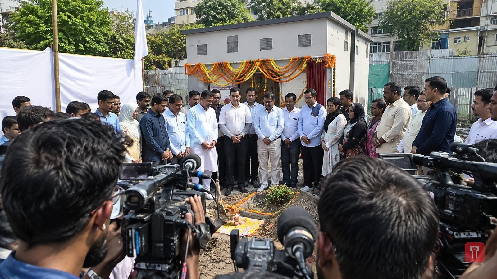 नागपूरच्या मोमिनपुऱ्यात स्मार्ट टॉयलेटच्या भूमिपूजनावरून नगरसेवकांमध्ये वाद