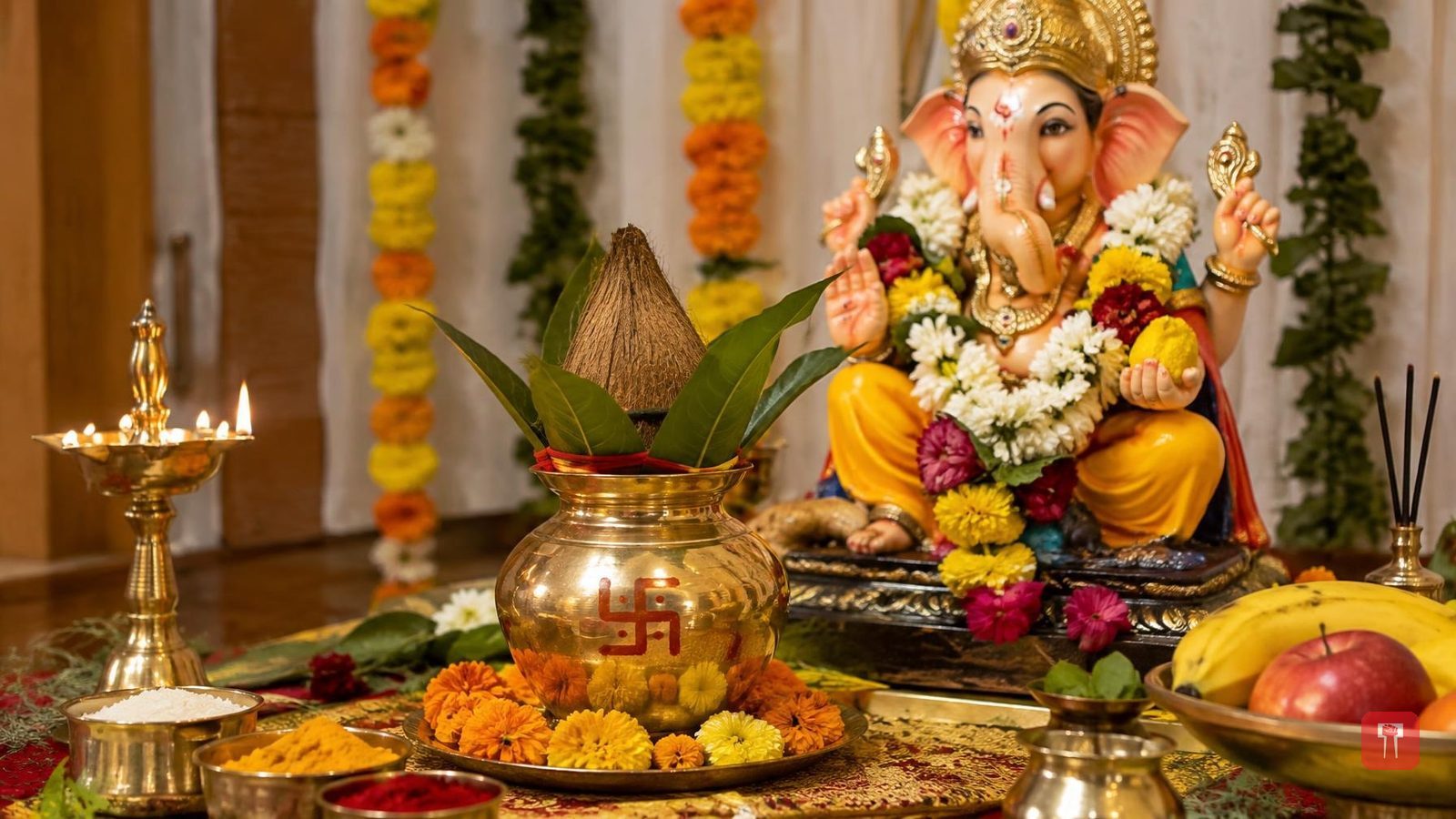 Why a kalash is placed during Ganpati installation, and what goes inside it