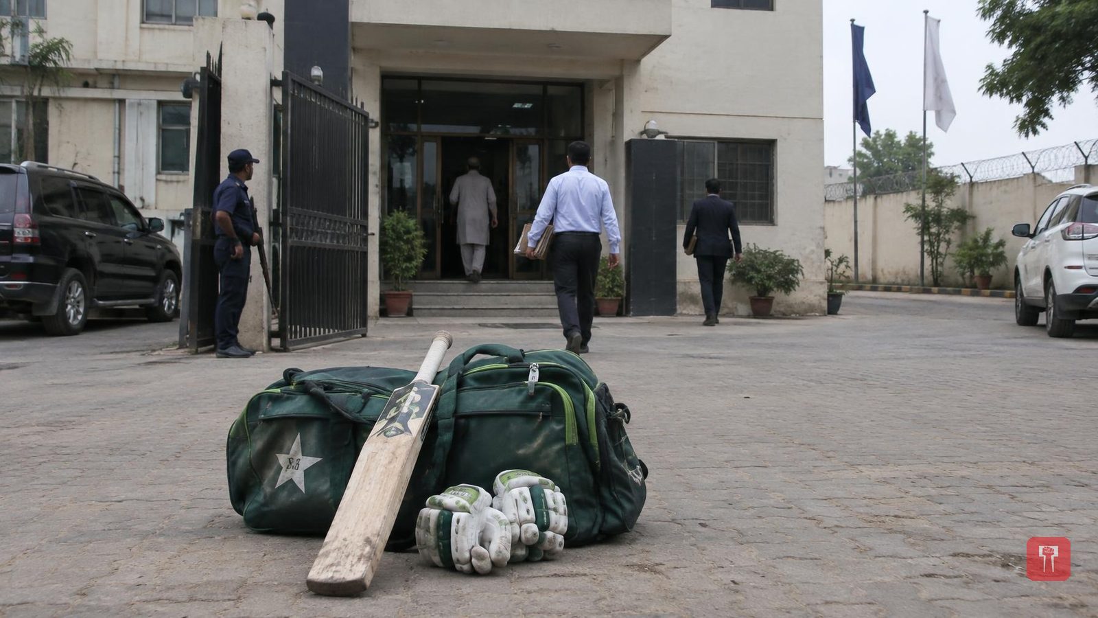 Eng Vs Pak: गाशा गुंडाळा कारण करियर संपणार? ड्रेसिंग रूमची माहिती लीक? 'या' खेळाडूंची NCCIA कडून चौकशी