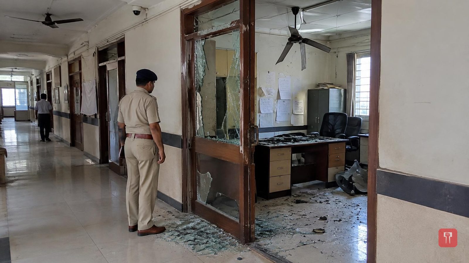 Theft at Gondia Zilla Parishad: executive engineer's room ransacked, computer missing, all CCTVs found off
