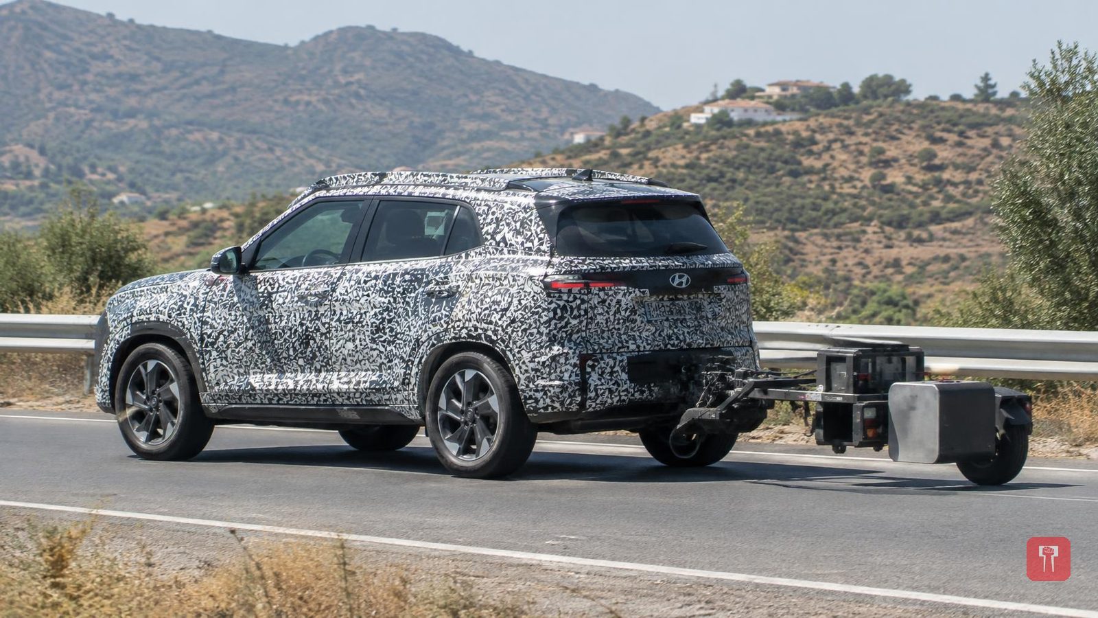 New Hyundai Creta spied testing, strong hybrid engine expected
