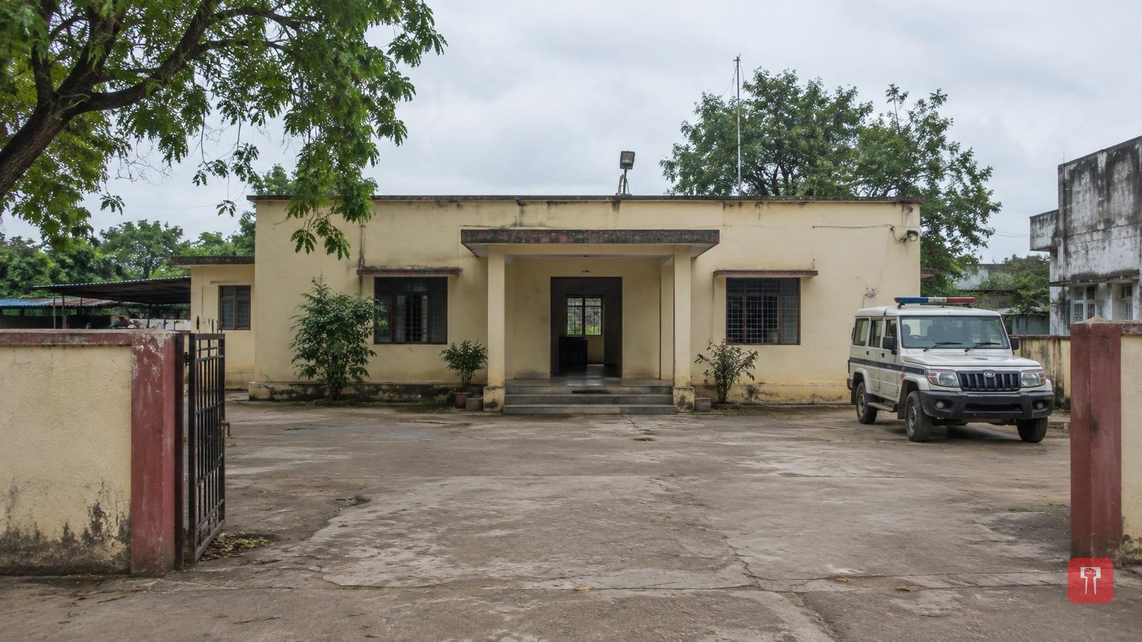 राजुरातील घरासमोरून चोरीला गेलेली बुलेट वर्ध्यात सापडली, एकाला अटक