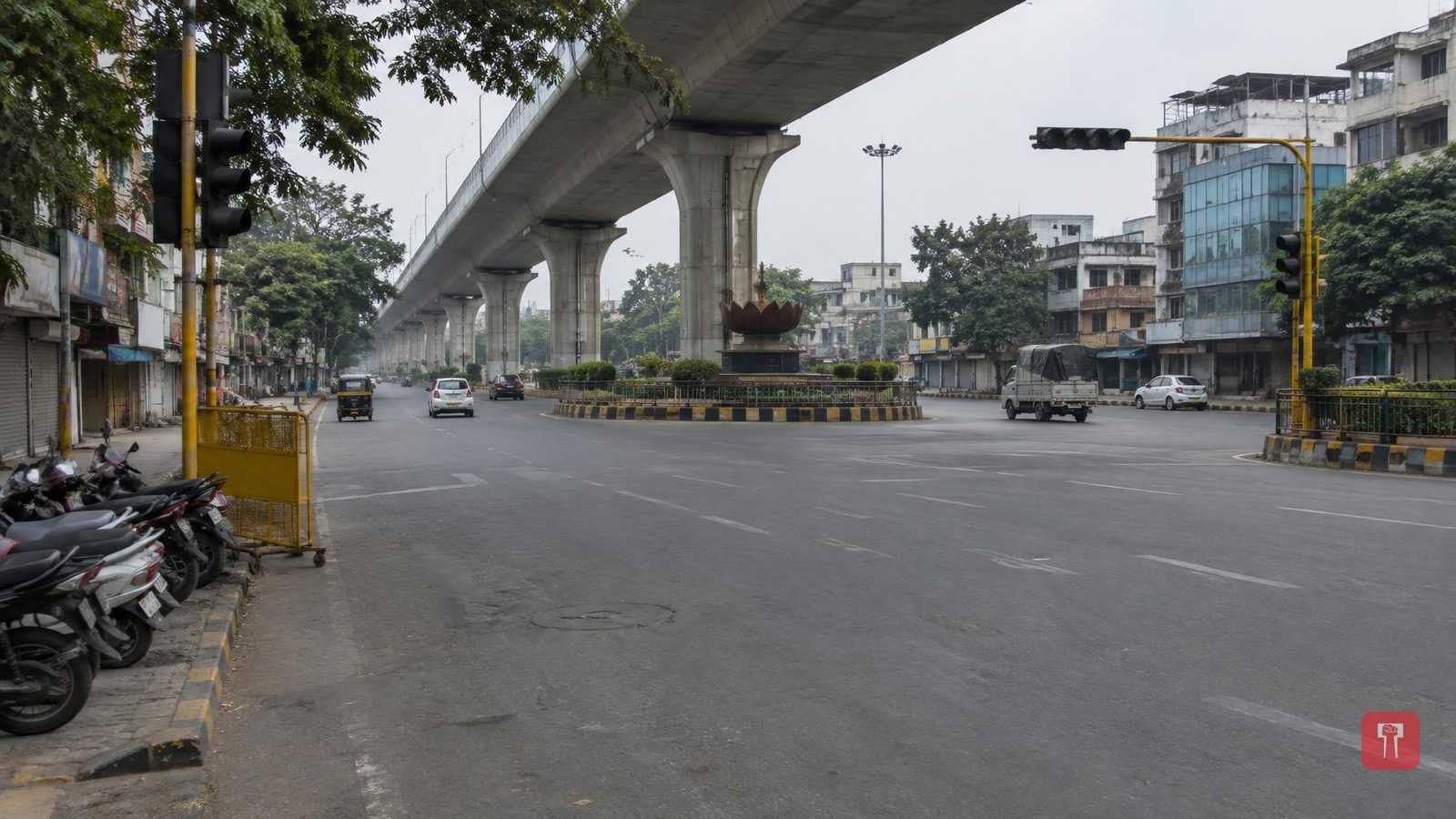 नागपुरात फ्लायओव्हरच्या नामकरणावरून वाद, काँग्रेस-बसपाचे रस्त्यावर आंदोलन