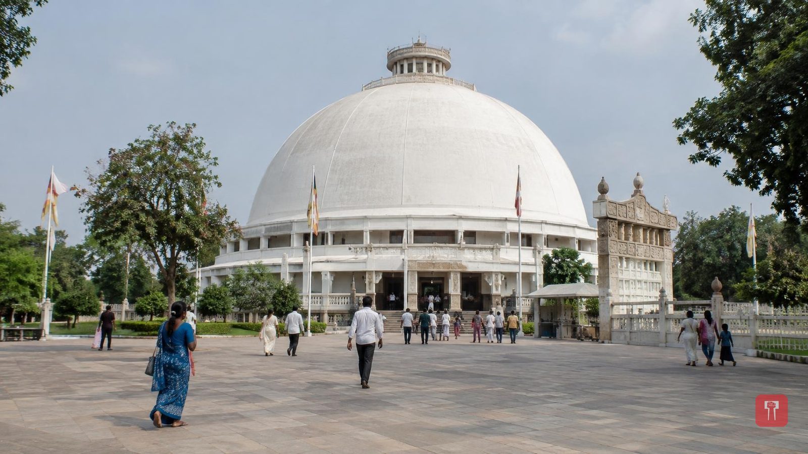 दीक्षाभूमी विकासाबाबत नितीन राऊत यांनी मांडल्या सूचना, बुद्धिस्ट पीस पार्कची मागणी