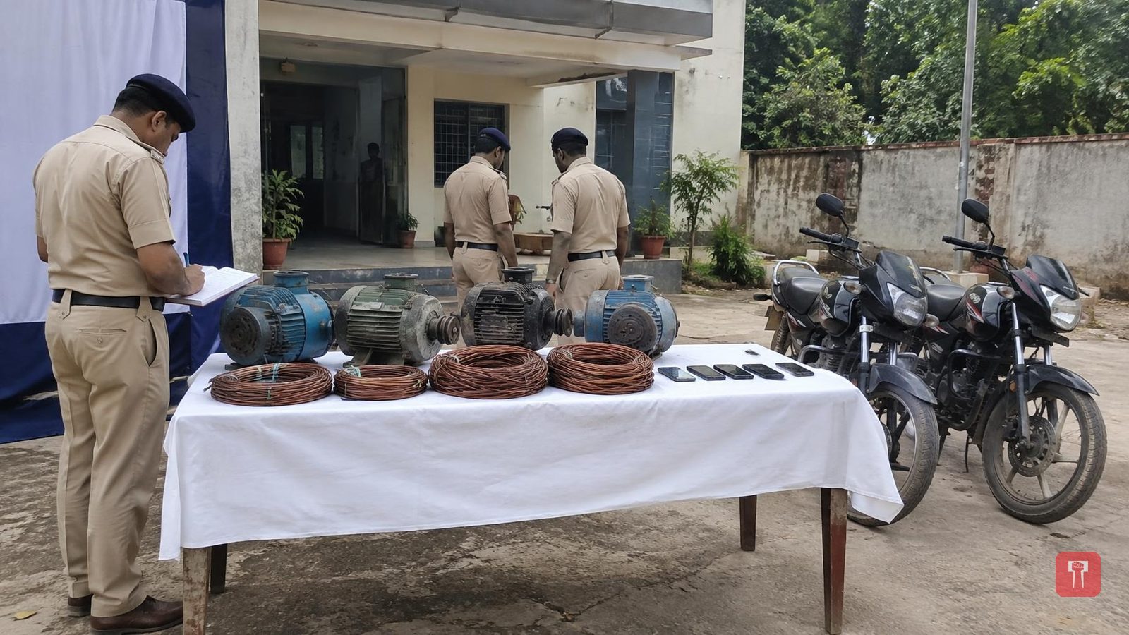 सावंगी मेघेत मोटारपंप चोरणाऱ्या टोळीचा पर्दाफाश, पाच आरोपी पोलिसांच्या जाळ्यात