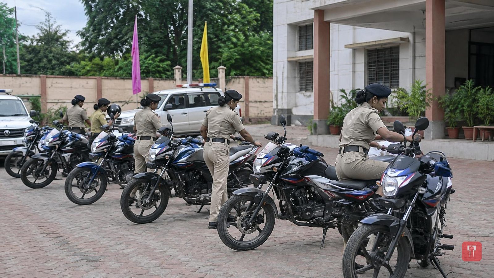 वर्धा जिल्ह्यात दामिनी पथकाला बळकटी, महिला सुरक्षेसाठी दुचाकी आणि हेल्पलाईन सुरू