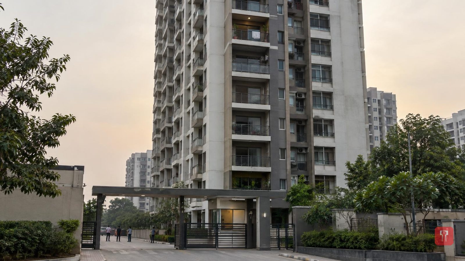 नागपुरात नववीच्या विद्यार्थ्याने बाराव्या मजल्यावरून उडी घेऊन आत्महत्या केली, वडिलांसमोर घडली दुर्दैवी घटना