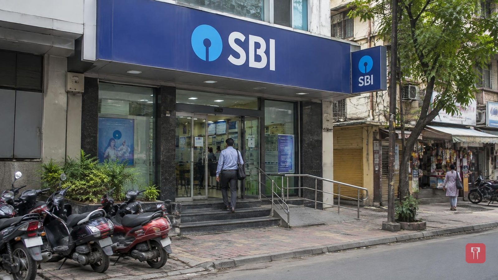 SBI SCO Recruitment 2026: SBI च्या २०७ जागांसाठी तब्बल ९७ लाखांपर्यंत पॅकेज; अर्जाची तारीख वाढवली