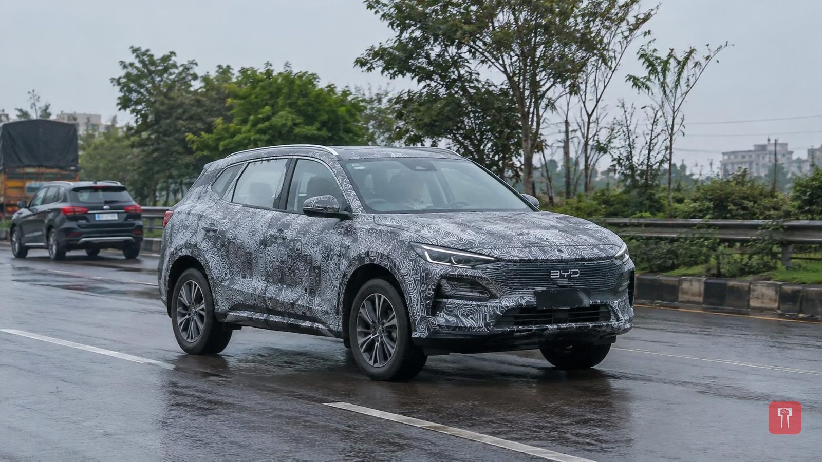 BYD's plug-in hybrid SUV with 1200km range spotted testing in India