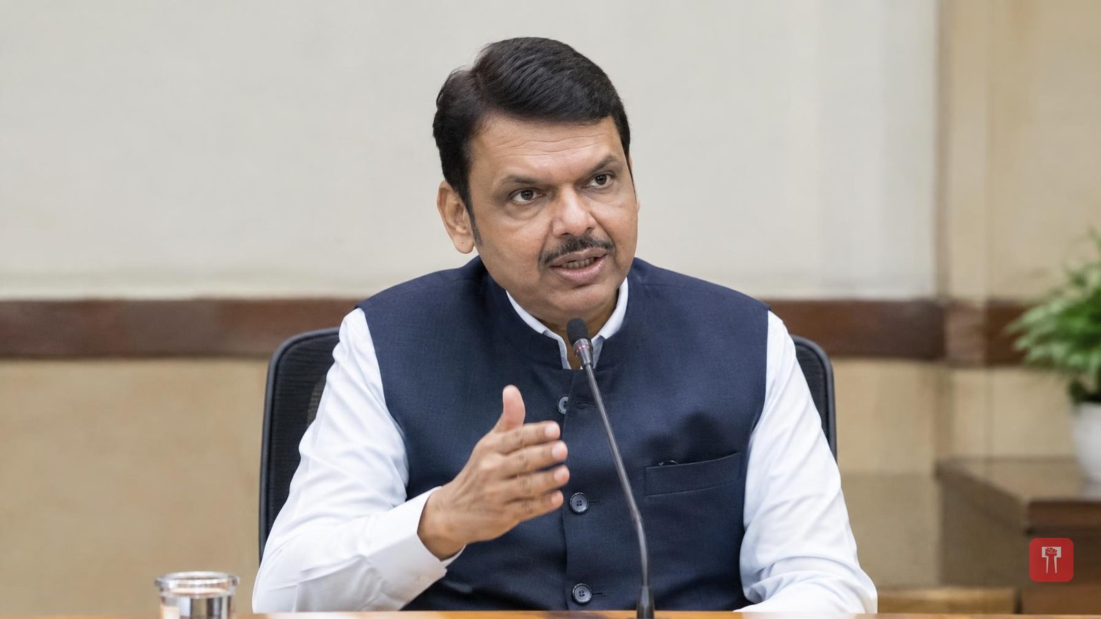 Drought in 265 Maharashtra tehsils, Fadnavis promises aid for every victim