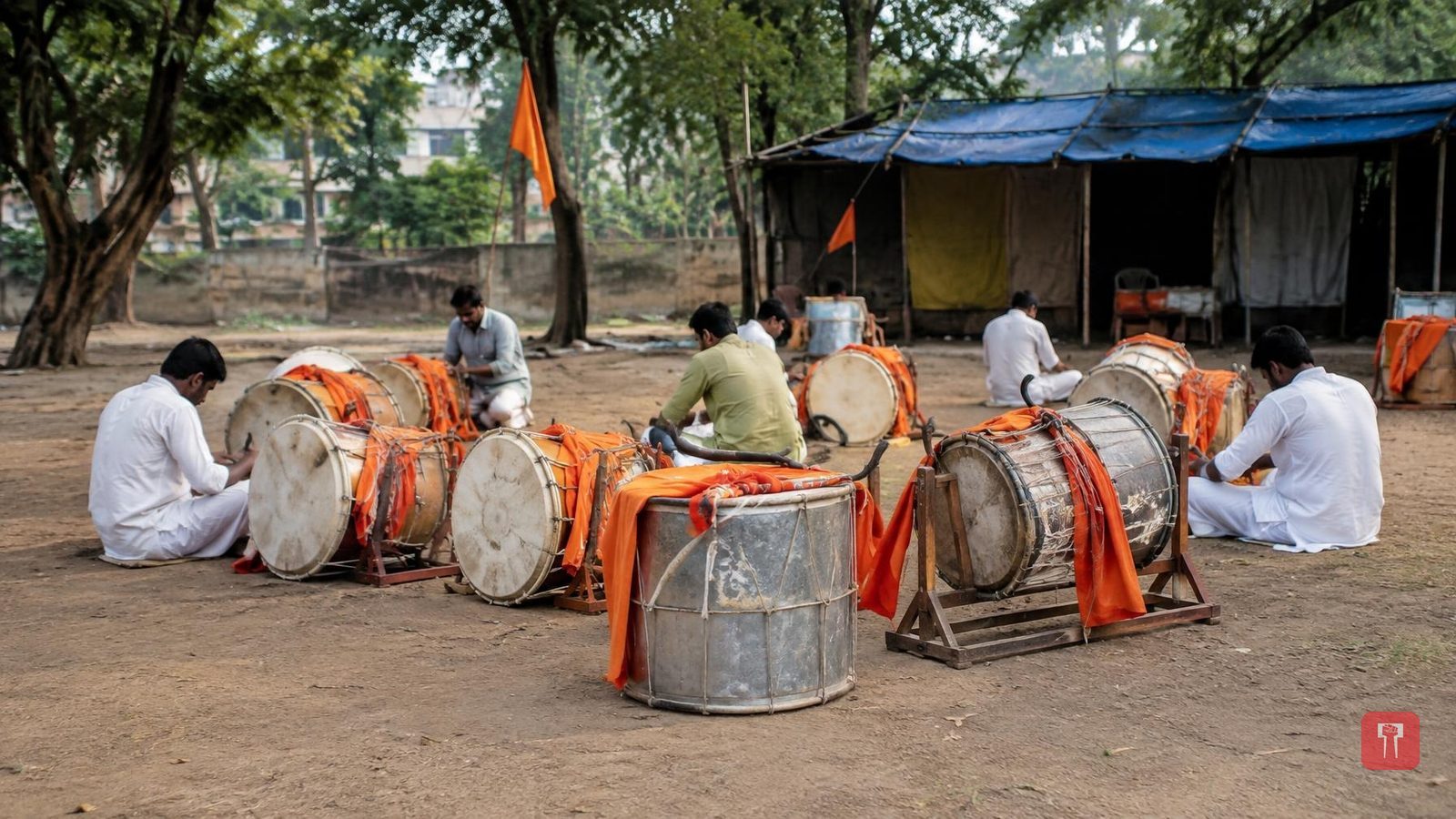 Shruti Marathe responds to Vidyadhar Joshi's questions on Kalavant pathak's dhol-tasha playing