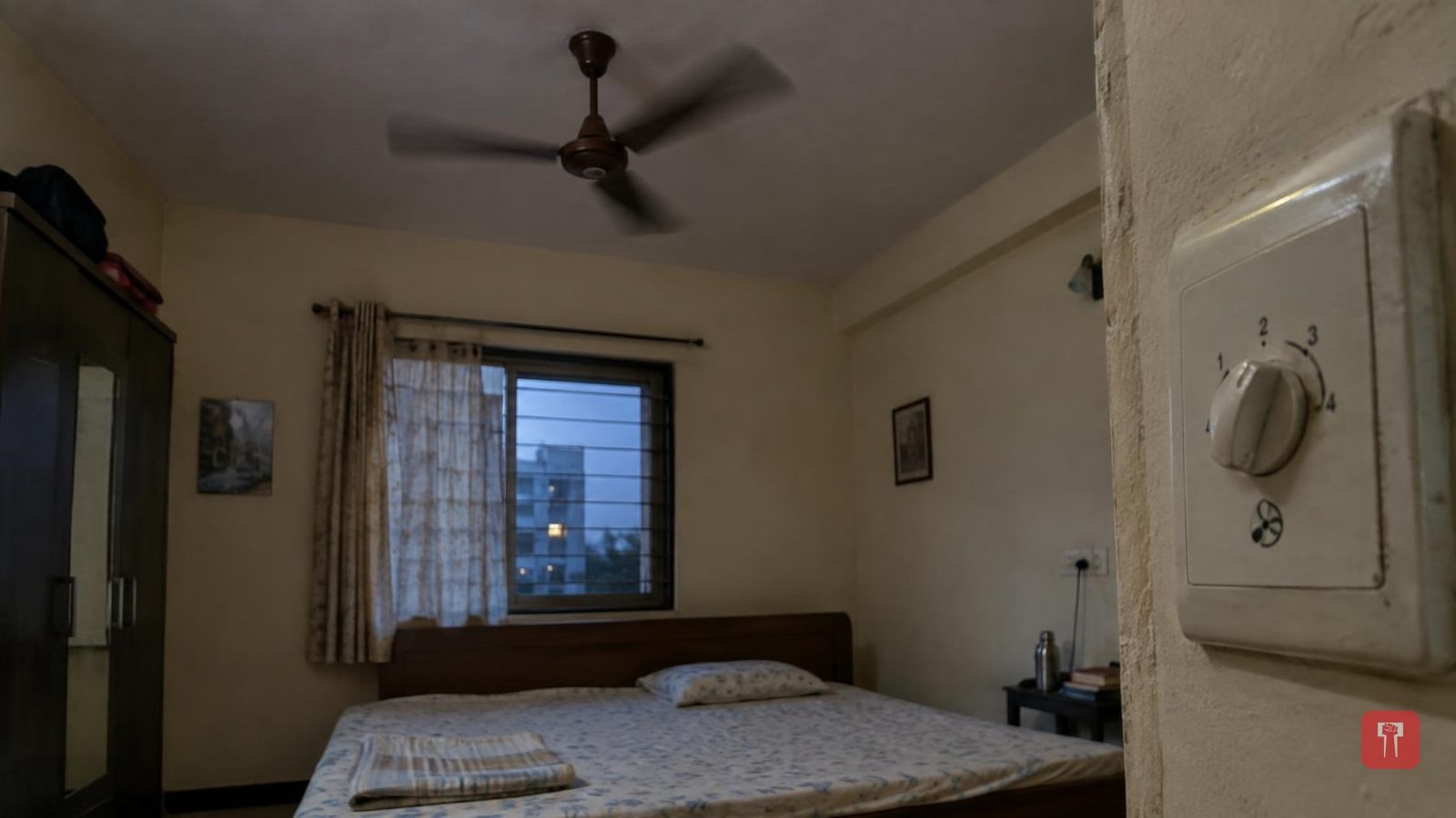 Sleeping with a fan on: slow to medium speed advised for a comfortable night