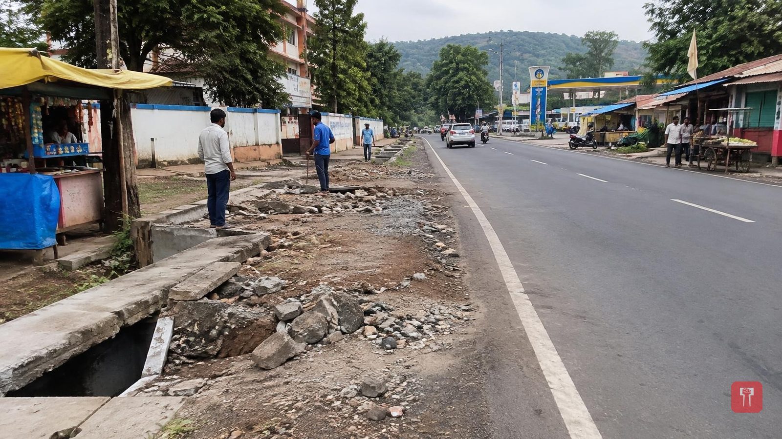 Neral encroachments cleared on Kalyan-Karjat road after fast, but selective action draws questions