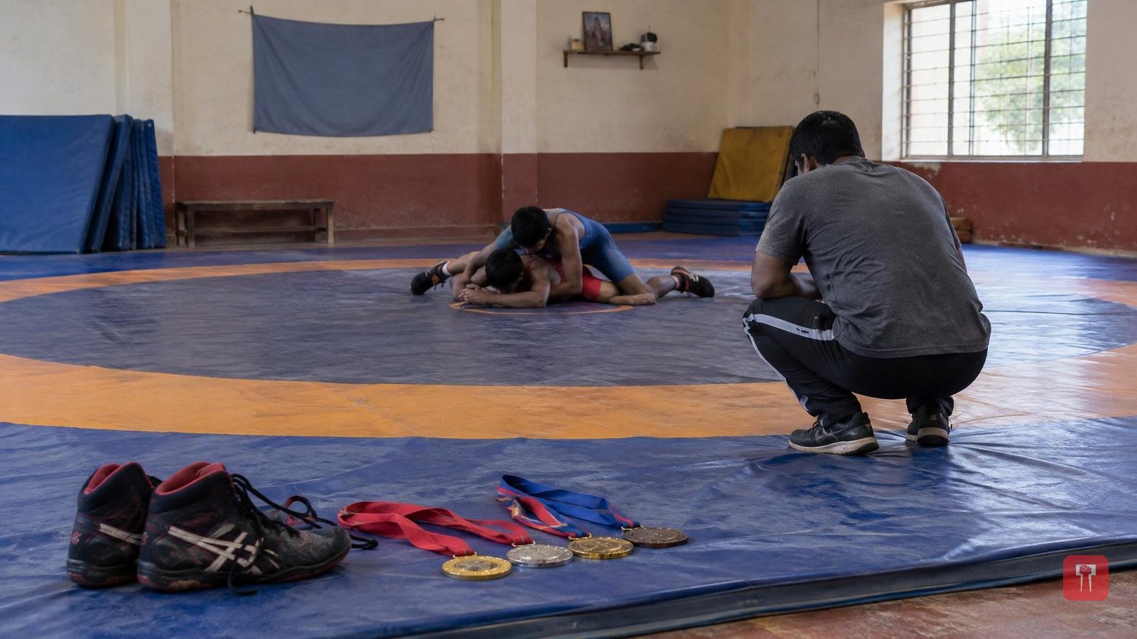 Two Kingaon Raja students win Amravati division wrestling titles, qualify for state meet