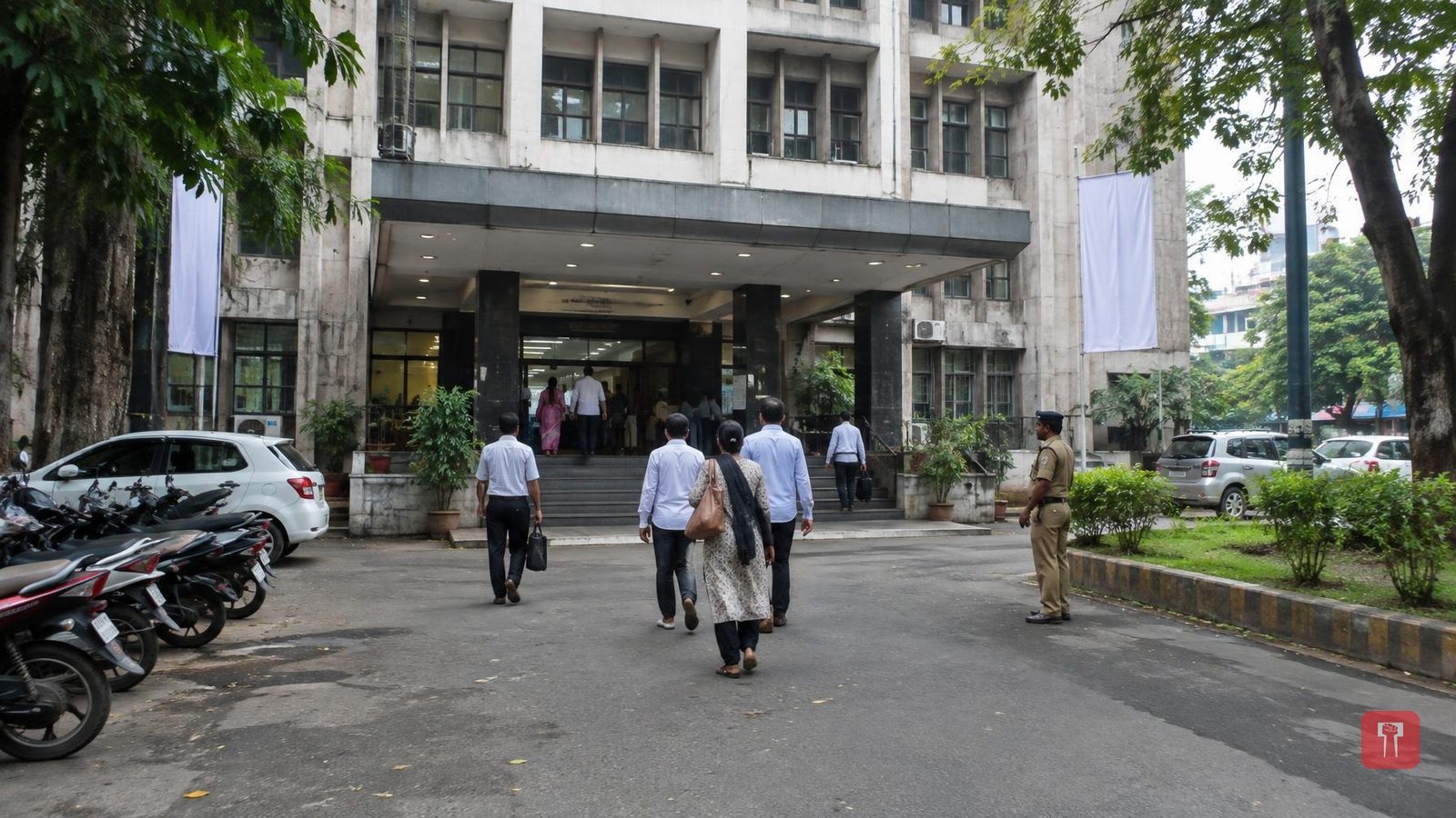 Seven booked for fake job racket run from Nagpur civic body's Civil Lines premises