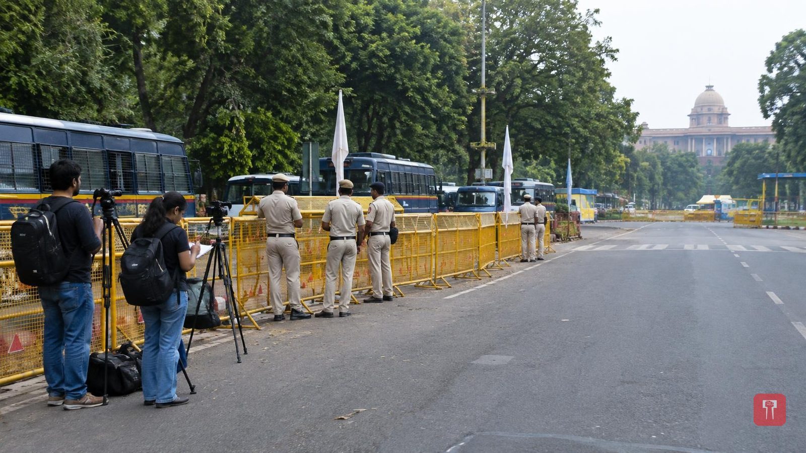 Journalist bodies protest alleged misconduct by Delhi Police ACP with woman reporter at Jantar Mantar