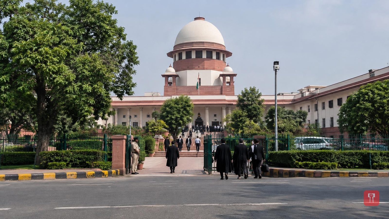 SIR प्रक्रिया पर चुनाव आयोग को सुप्रीम कोर्ट का नोटिस, सपकाल और वडेट्टीवार ने उठाए सवाल