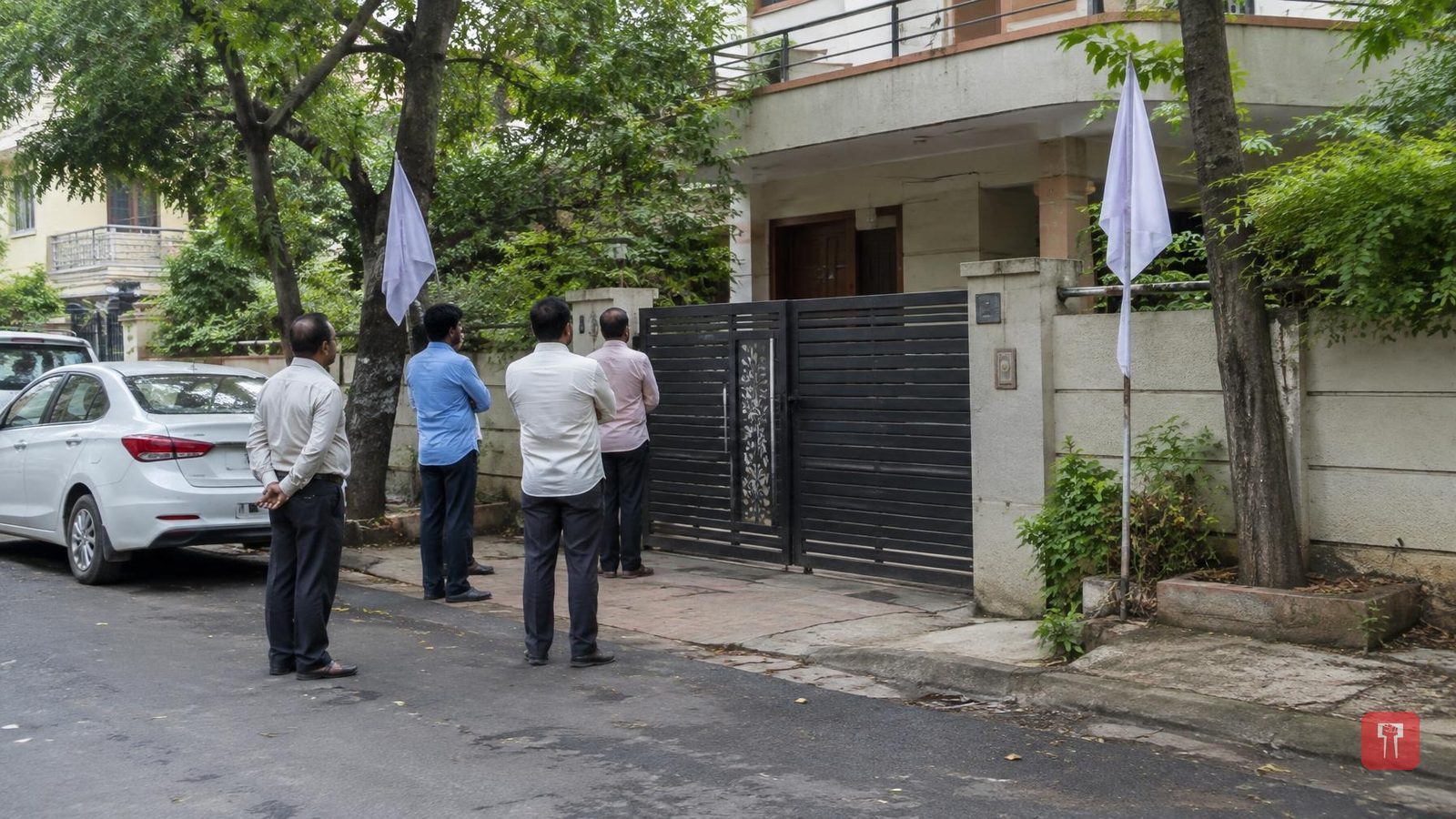Anil Sole files as independent in Nagpur graduates' poll; BJP chief Ravindra Chavan misses him at home