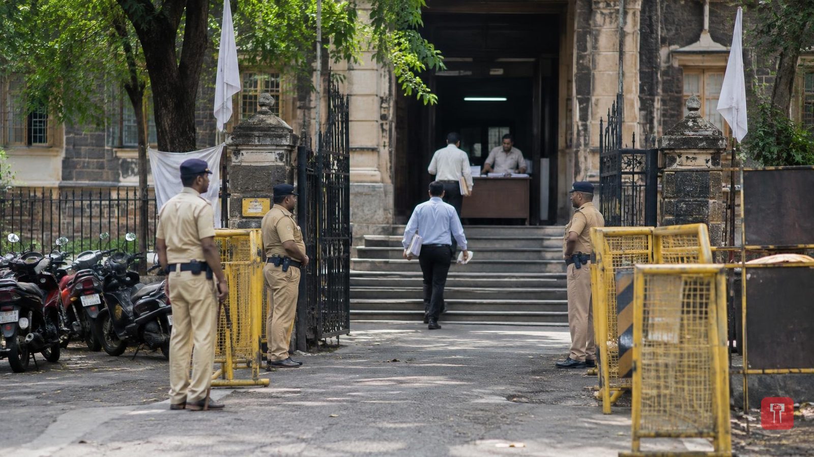 नागपुर पदवीधर सीट: चार उम्मीदवारों ने भरे पर्चे, बीजेपी ने रैली नहीं निकाली