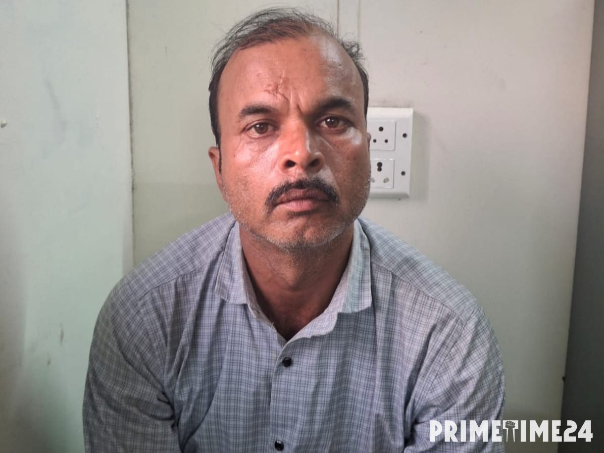 चरित्र के संदेह में पत्नी की पीट-पीटकर हत्या